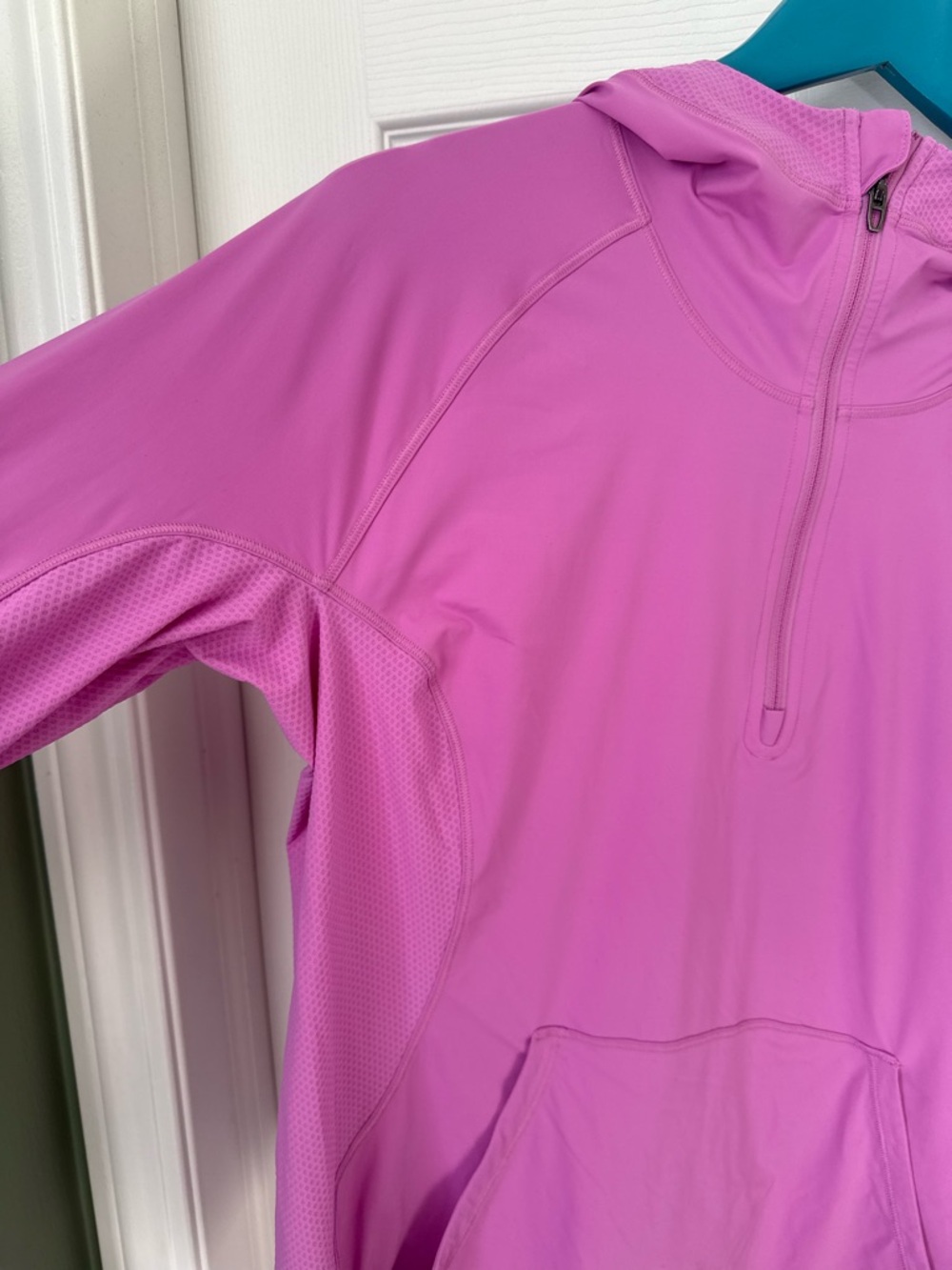Lululemon Sleek Performance 1/2 Zip Hood | Size 6 or size 8 - Picture 2 of 8
